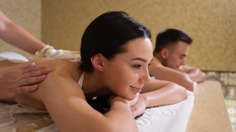 Endless couple's massages available in a cruise to keep the romantic vibes