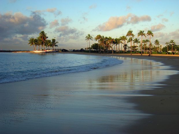 Hilo town is a charming little town to enjoy the local Hawaiian vibe.