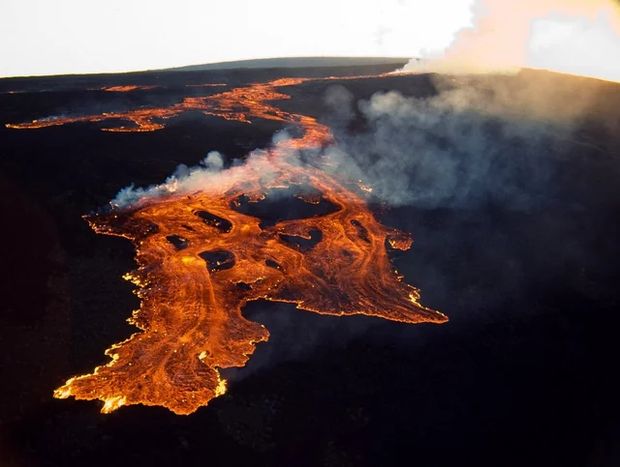 Mauna kea Volcano is just mind-blowing.