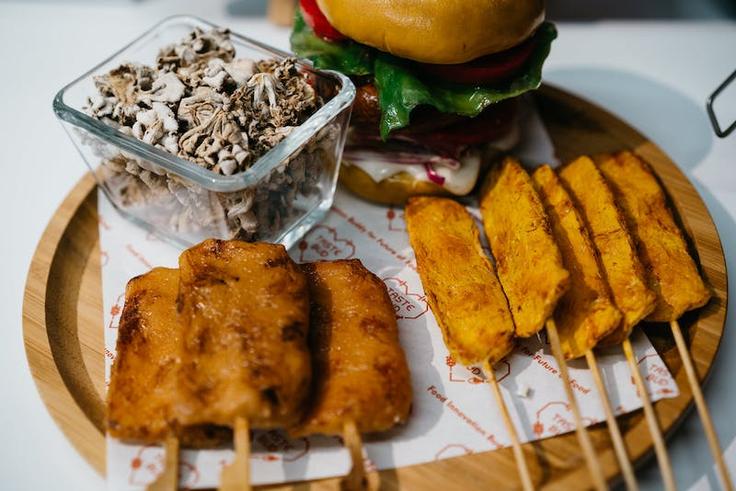 Frontal shot of a Satay Skewers