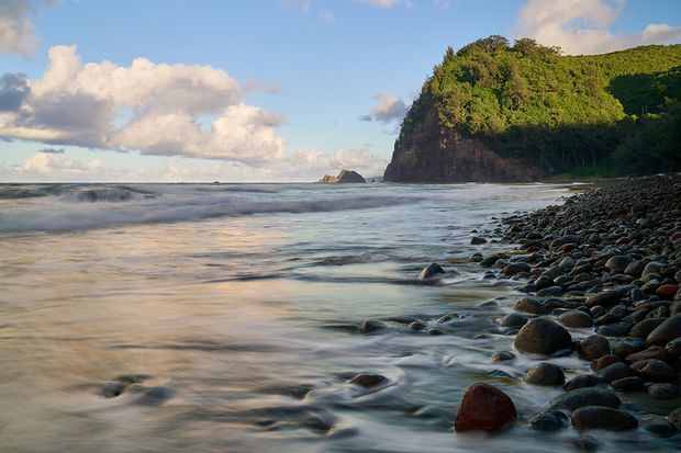 Kailua Kona, although an amazing place to visit, it can be unsafe for tourists after dawn.