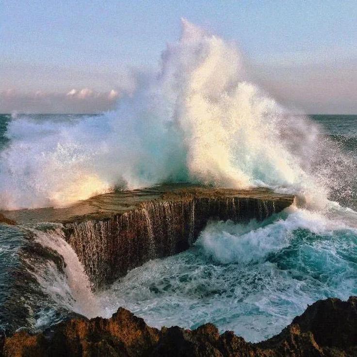 Shot of Devil's Tears Waterfall in Nusa Lembongan