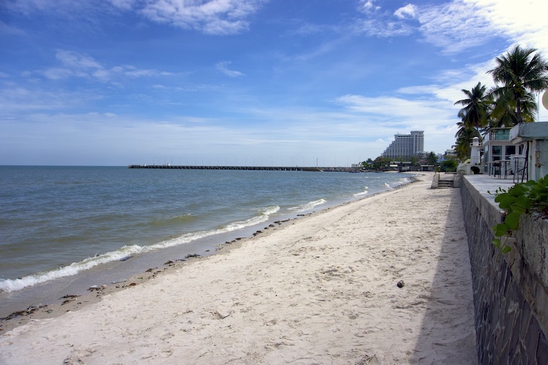 Hua Hin Beach during high tide