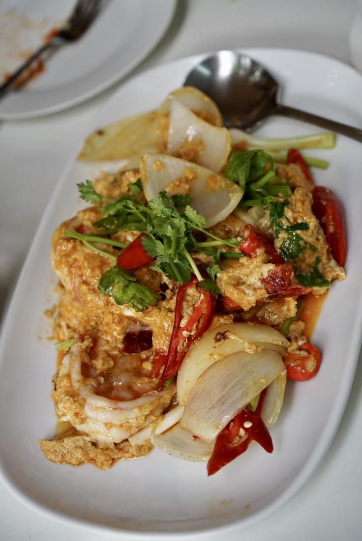 Shot of a seafood dish from Raan Jay Fai restaurant