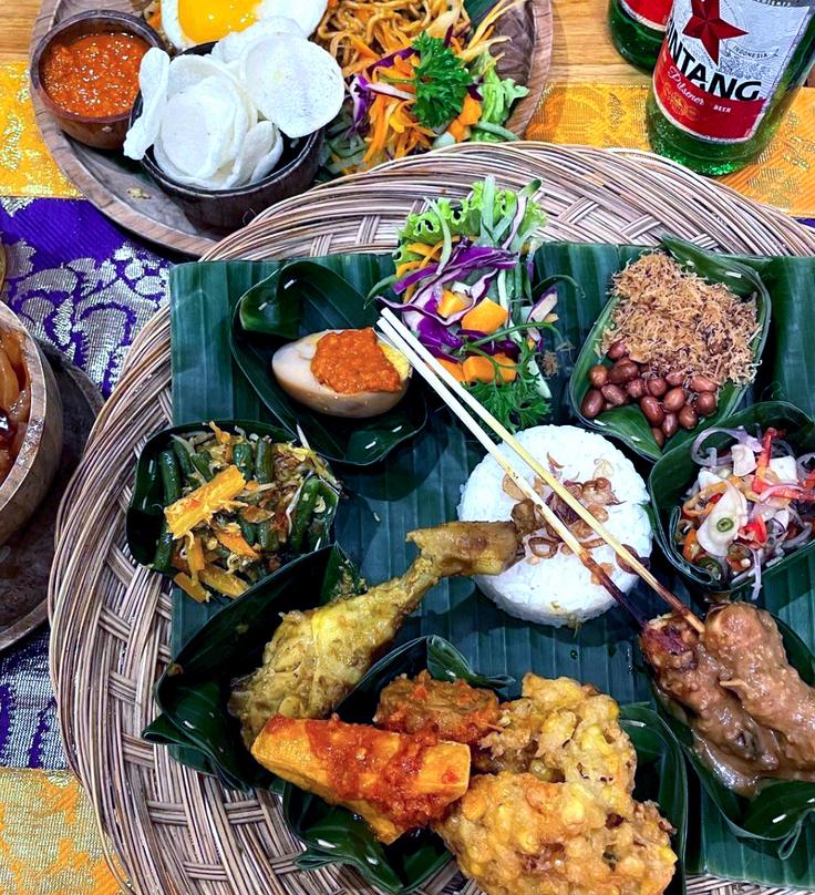 A picture displaying a variety of delicious local food in Seminyak, Bali